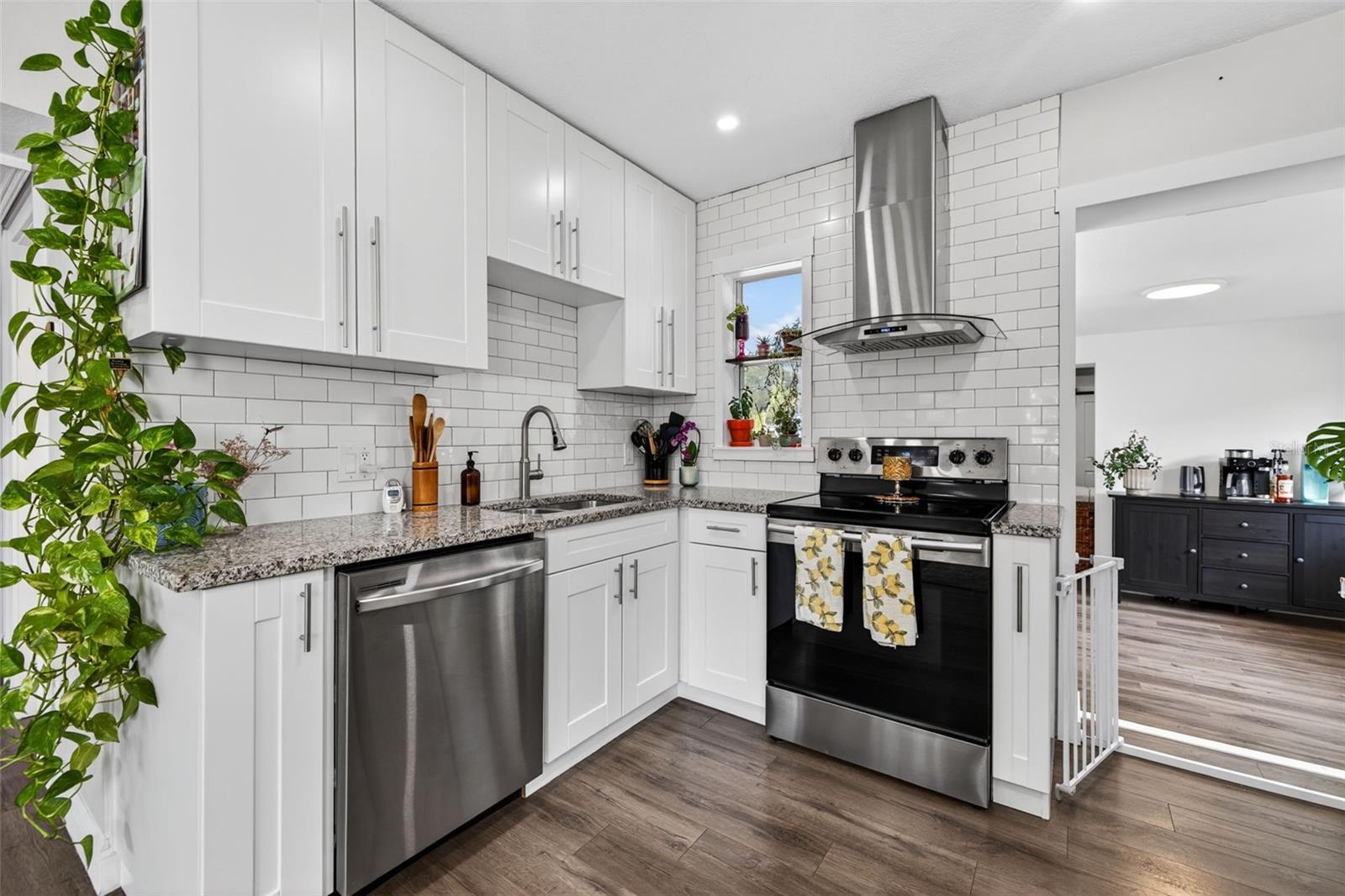 ARCADIA ANNEX - Residential