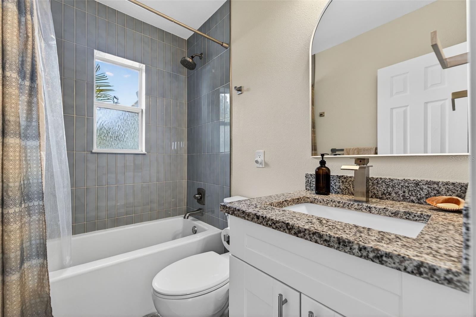 ARCADIA ANNEX - Residential