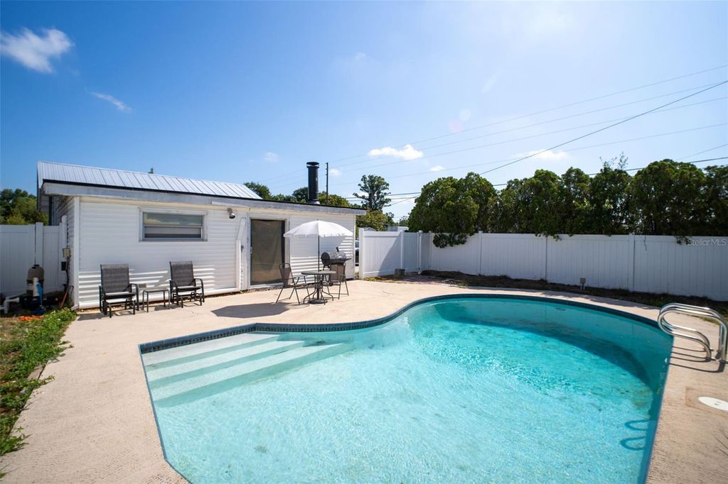 Photo of 2600 26th Avenue N, St Petersburg, FL 33713 (MLS # TB8501722)