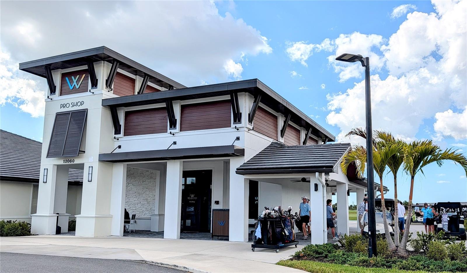 WELLEN PARK GOLF & COUNTRY CLUB - Residential