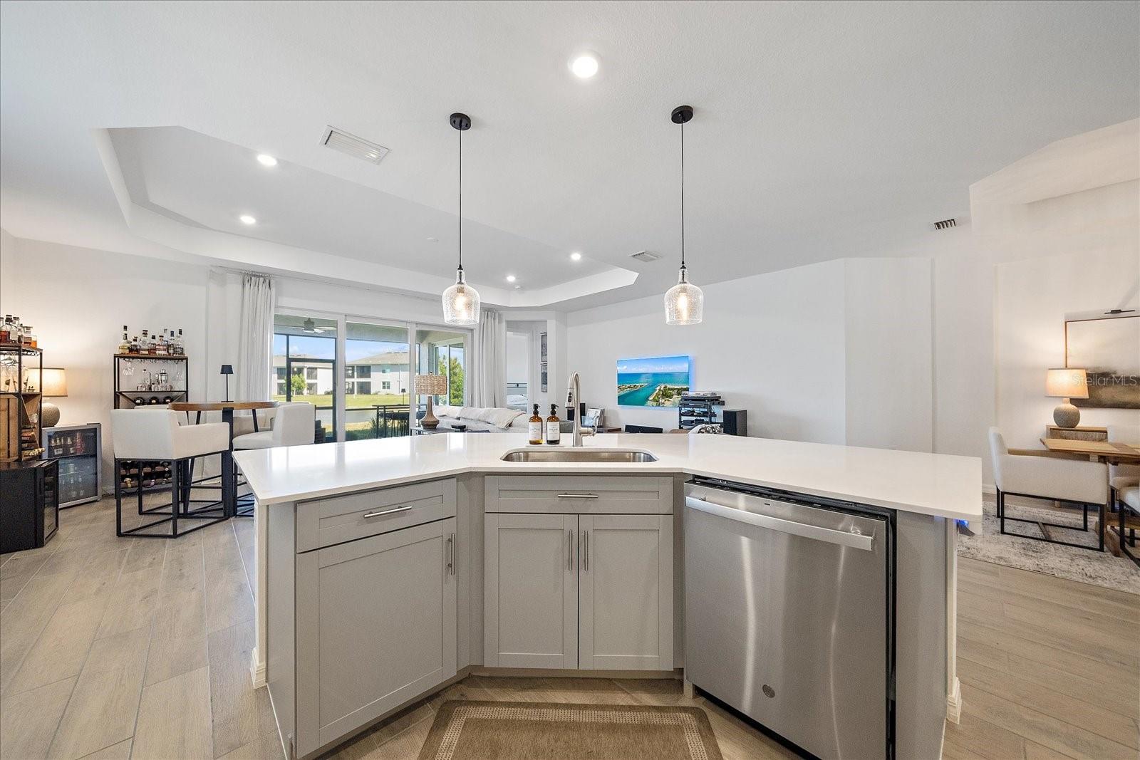 WELLEN PARK GOLF & COUNTRY CLUB - Residential