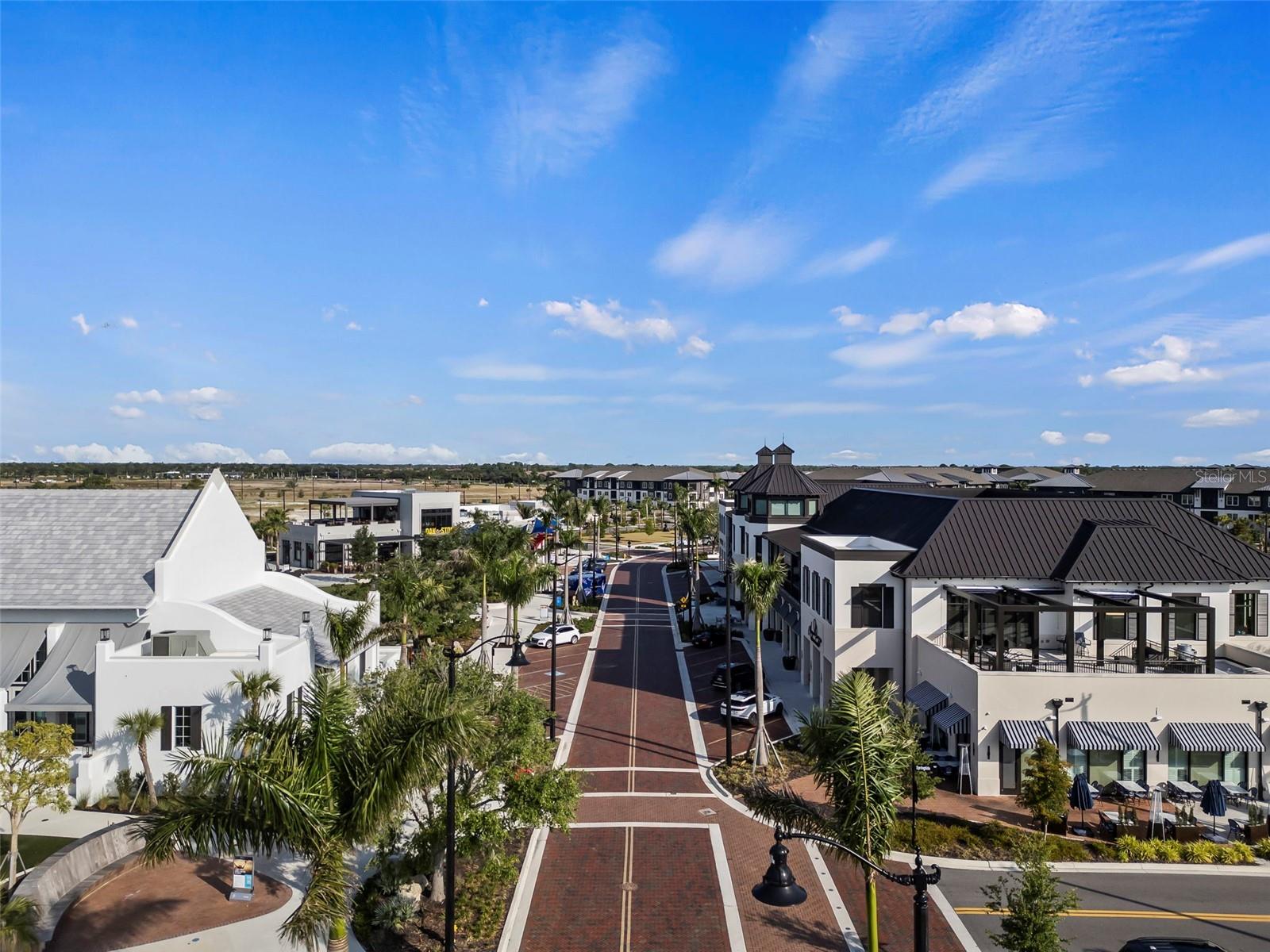 WELLEN PARK GOLF & COUNTRY CLUB - Residential