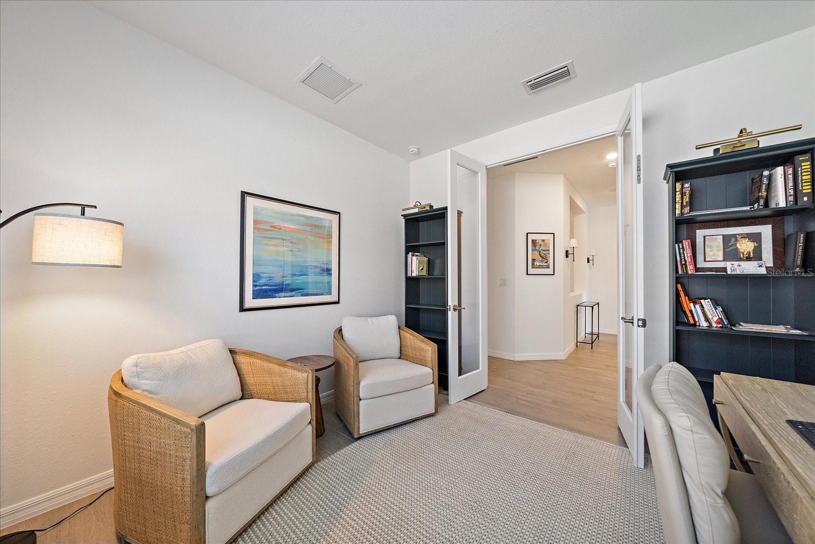 WELLEN PARK GOLF & COUNTRY CLUB - Residential