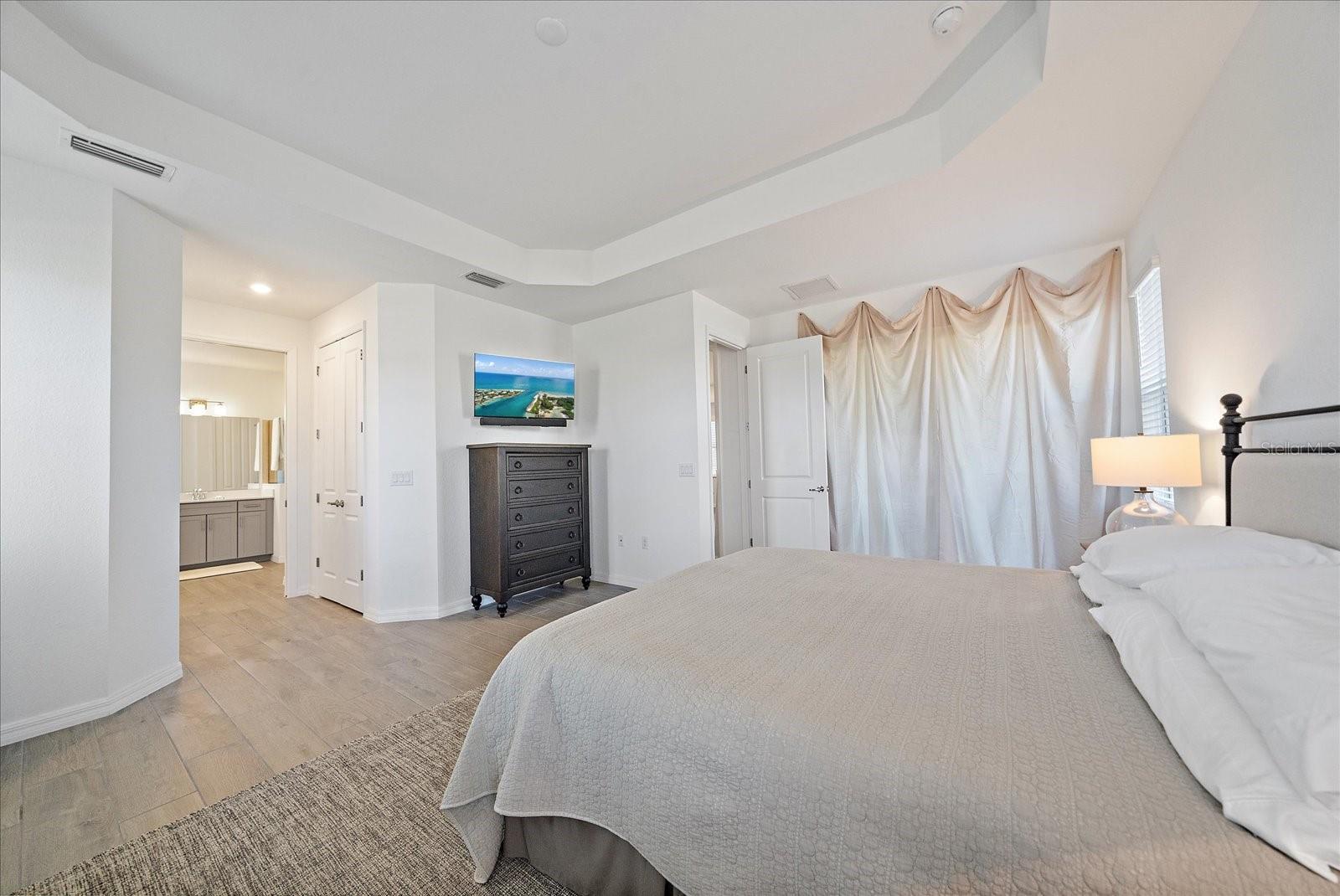 WELLEN PARK GOLF & COUNTRY CLUB - Residential