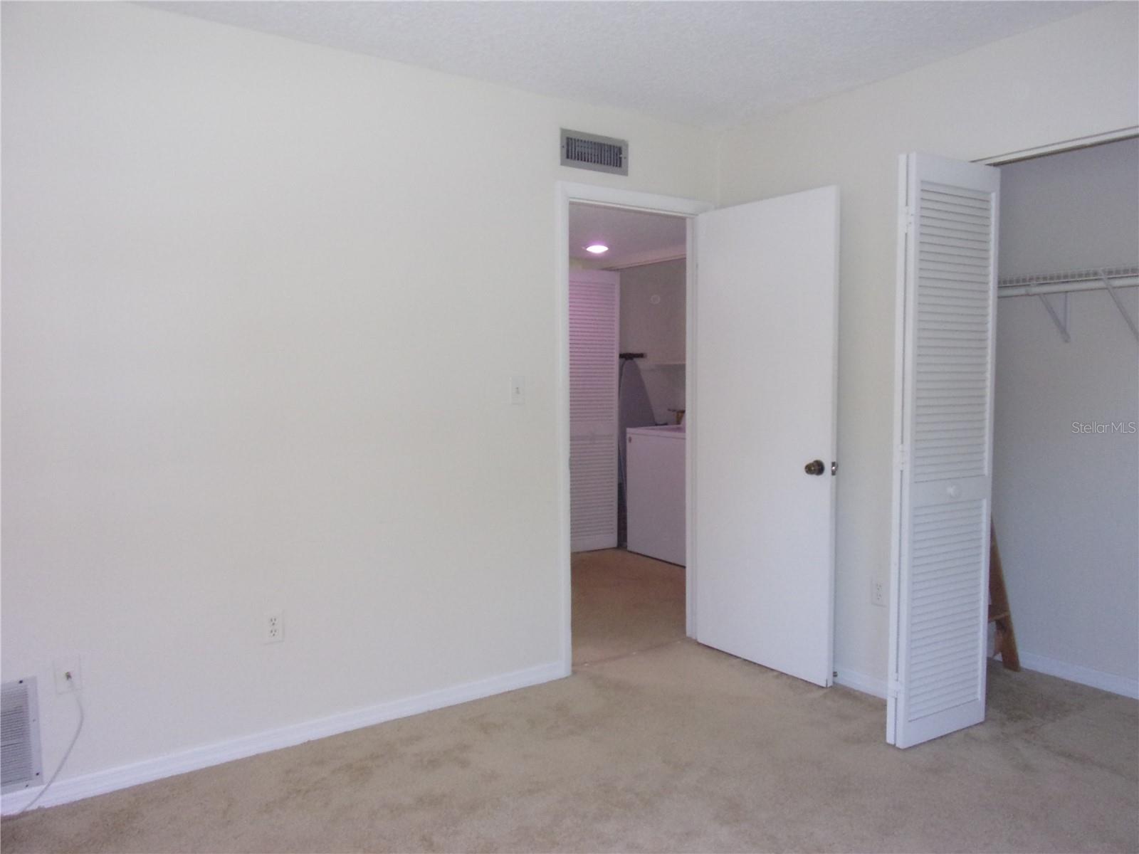 LANDINGS CONDO THE - Residential