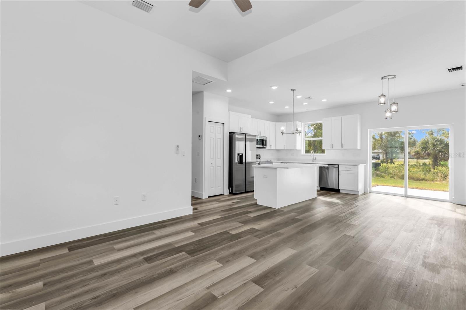 PORT CHARLOTTE SEC 013 - Residential Lease