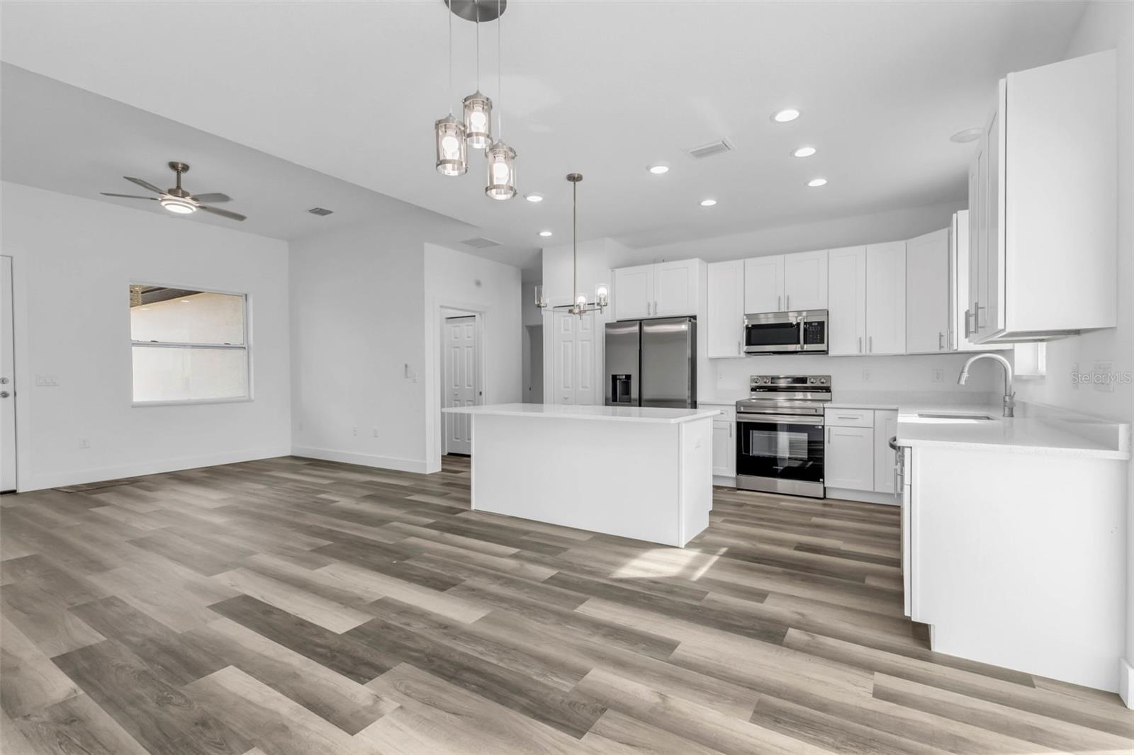 PORT CHARLOTTE SEC 013 - Residential Lease