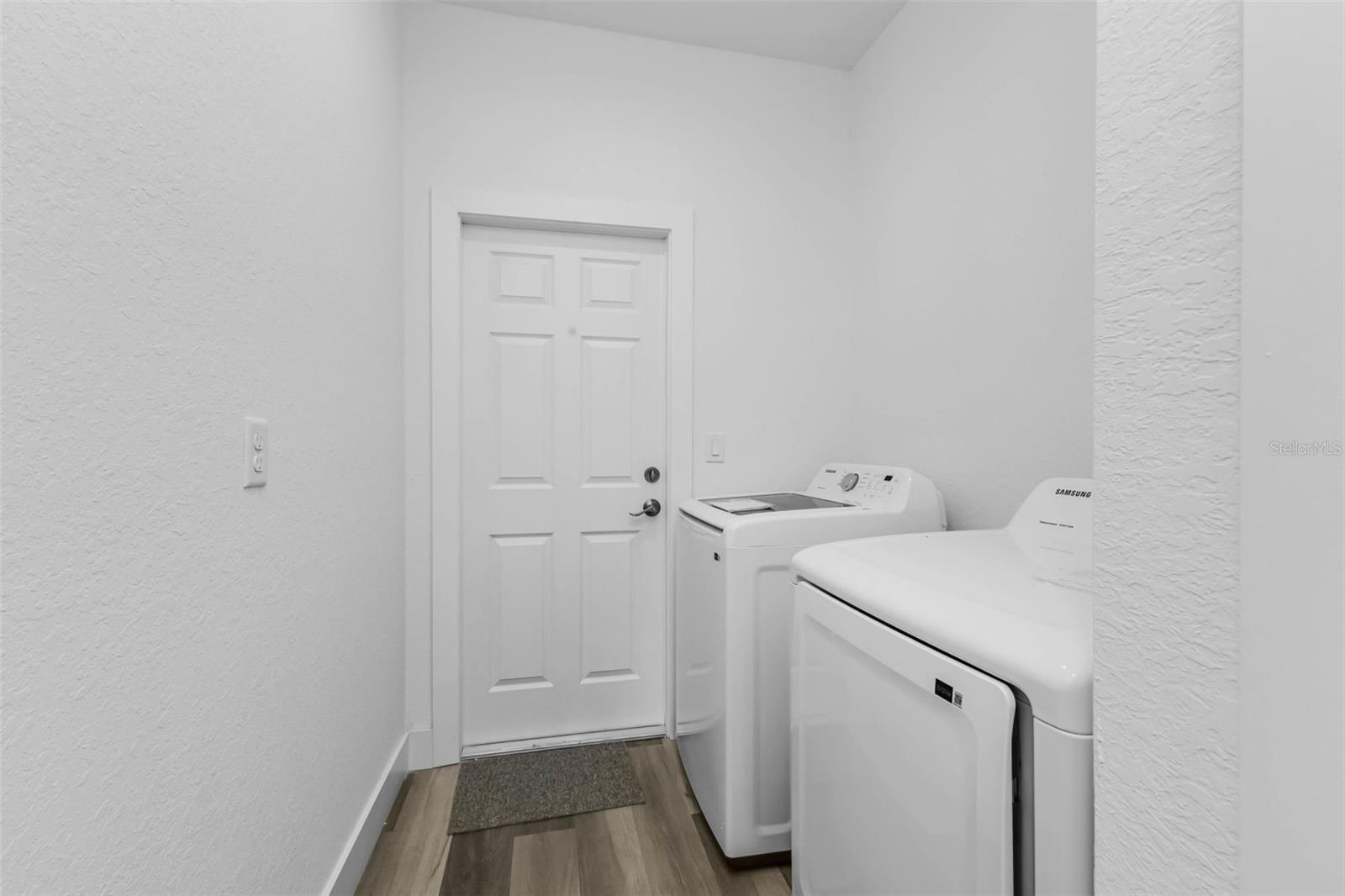 PORT CHARLOTTE SEC 013 - Residential Lease