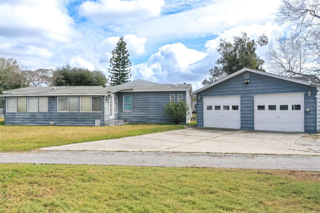 Photo of 4530 Lake Lowery Road, Haines City, FL 33844 (MLS # L4958726)