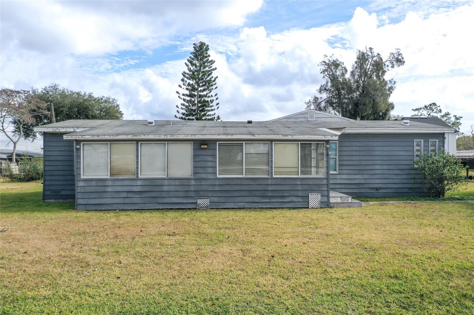 ACREAGE - Residential