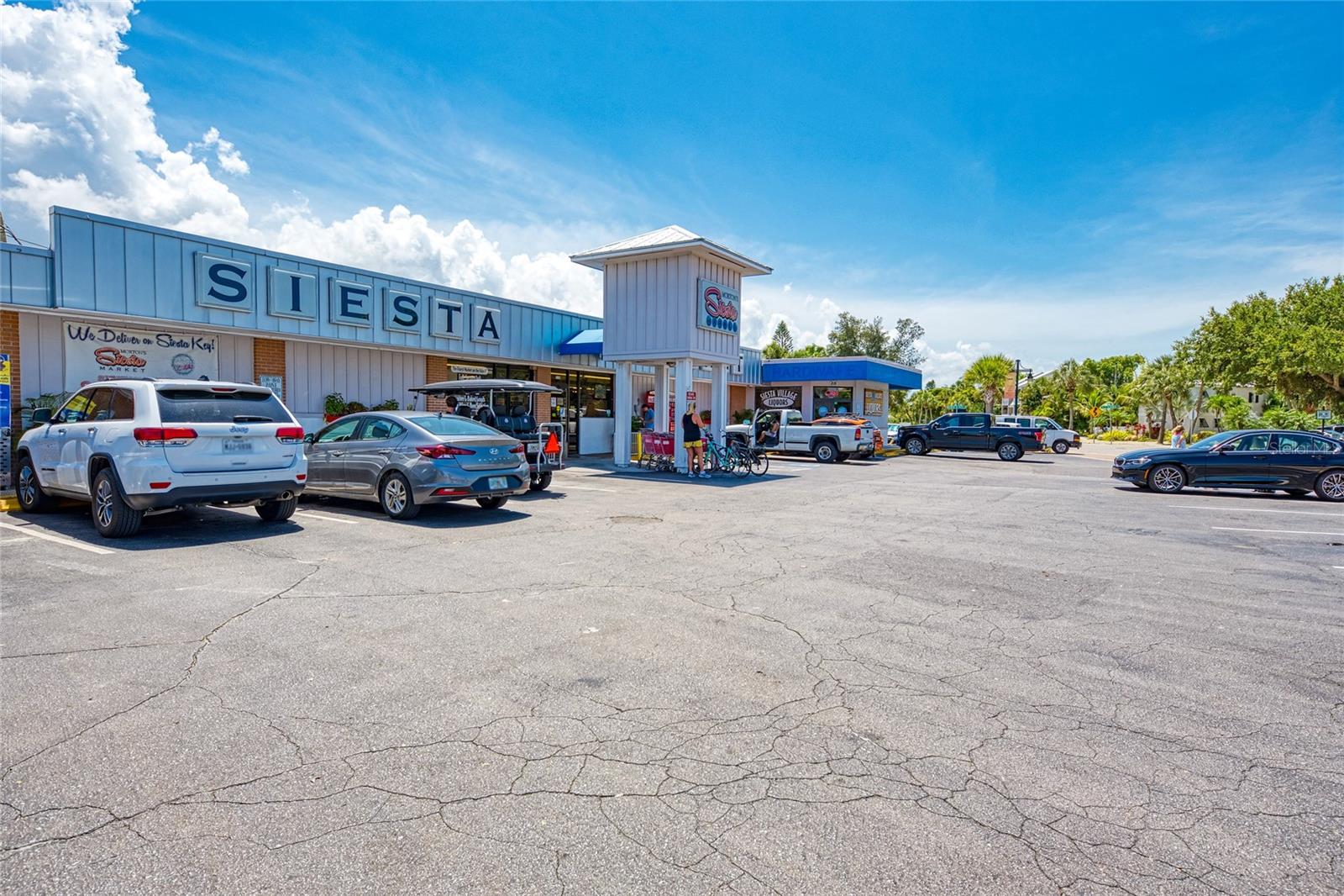 SARASOTA BEACH - Residential Lease