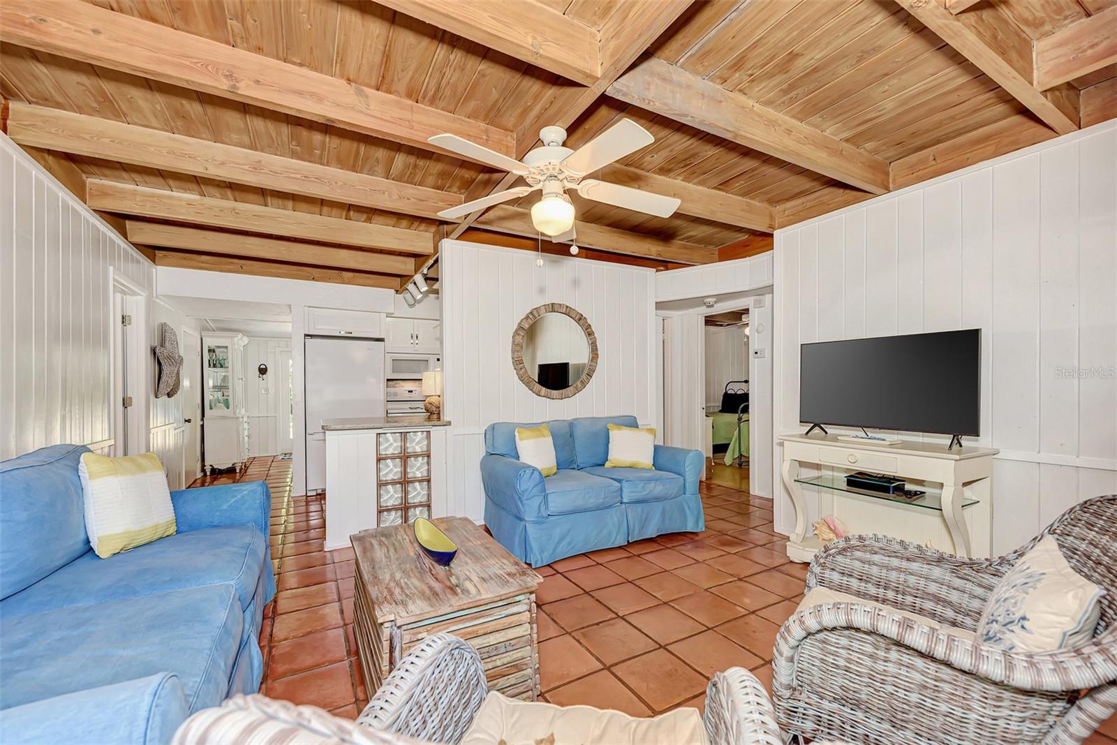 SARASOTA BEACH - Residential Lease