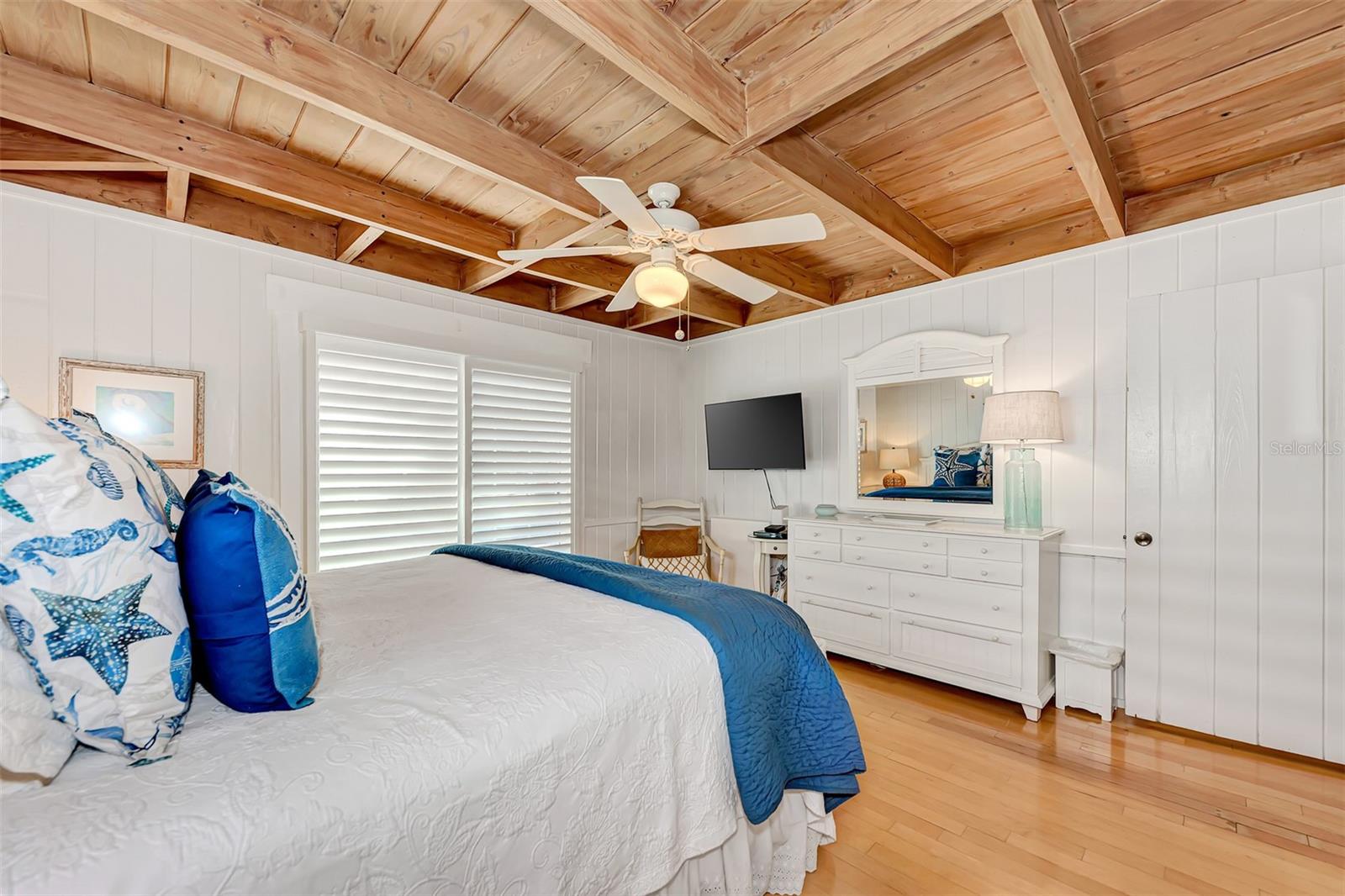 SARASOTA BEACH - Residential Lease