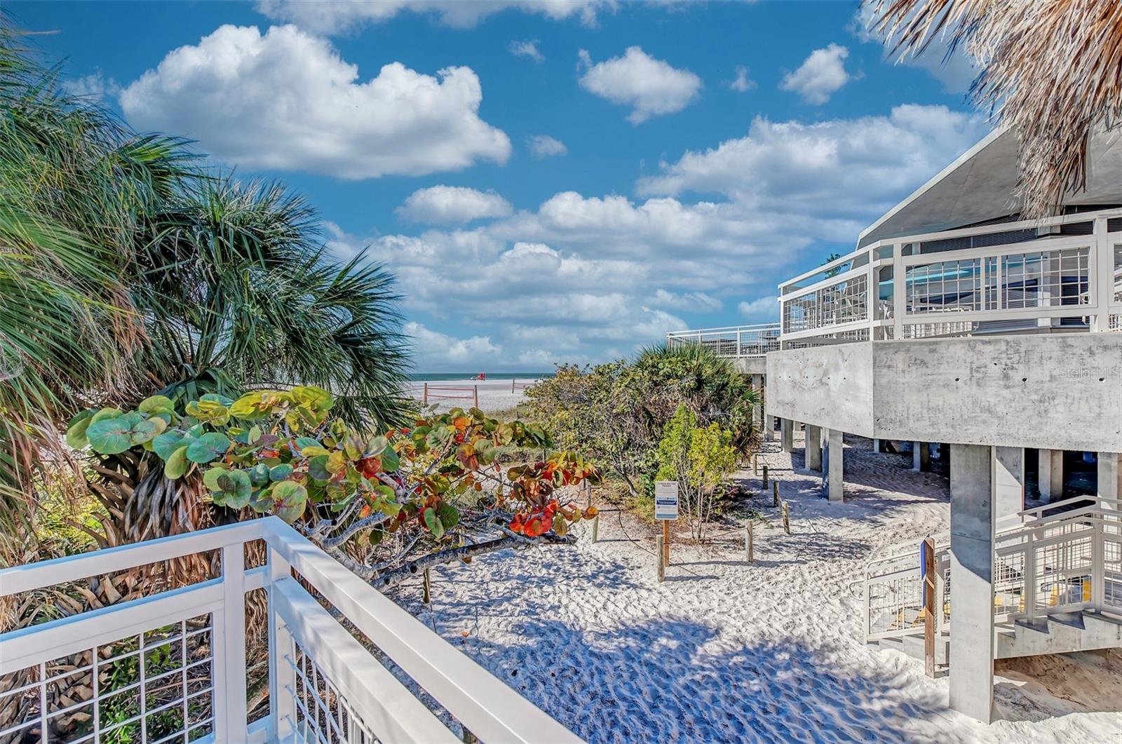 SARASOTA BEACH - Residential Lease