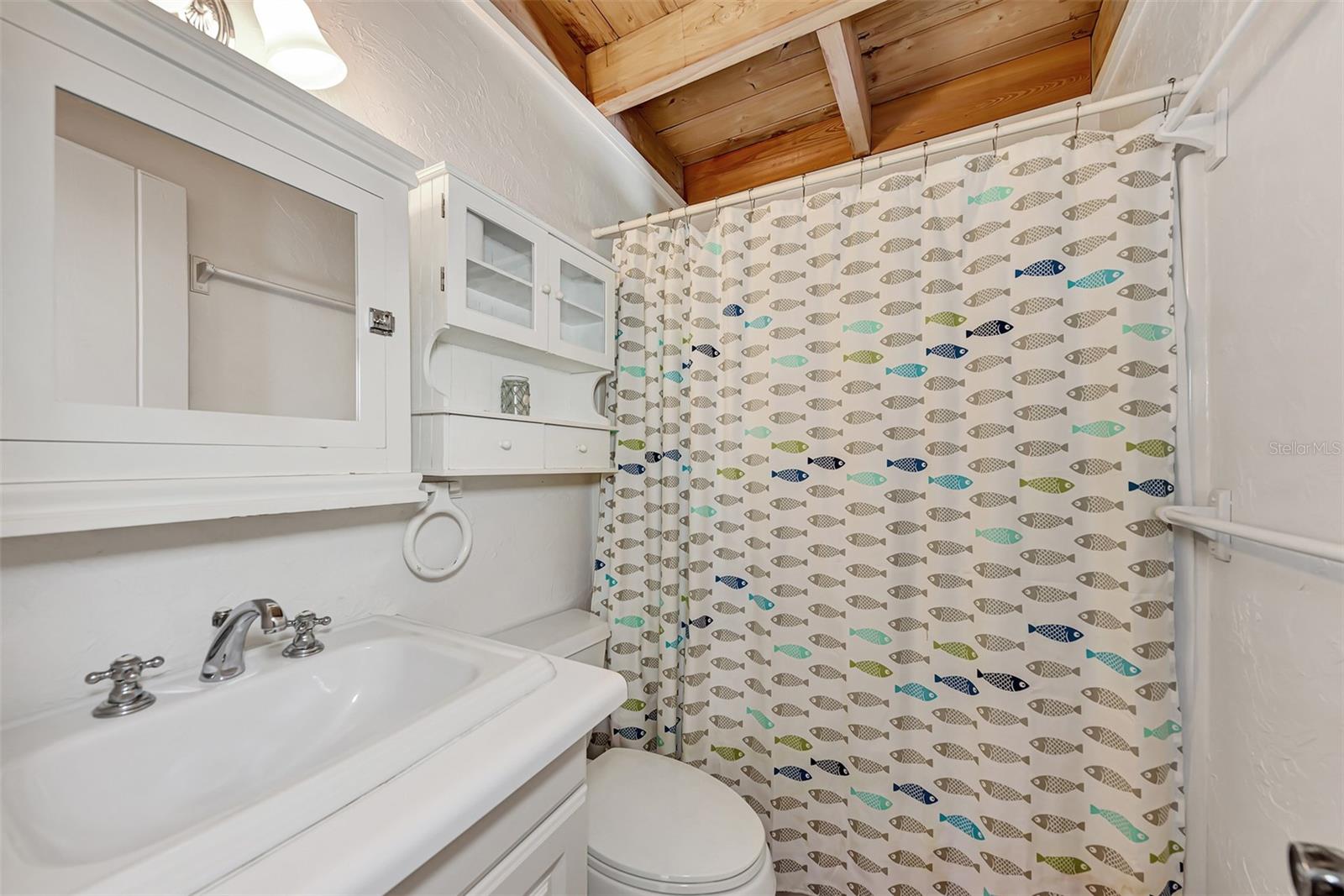 SARASOTA BEACH - Residential Lease