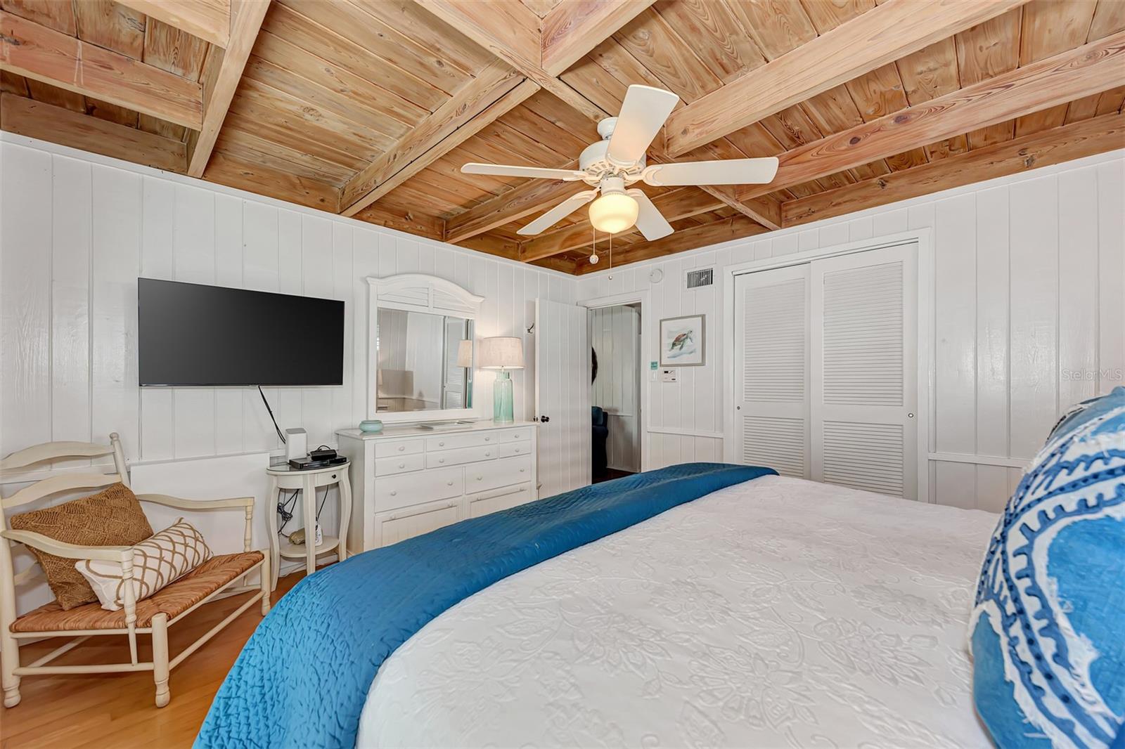 SARASOTA BEACH - Residential Lease