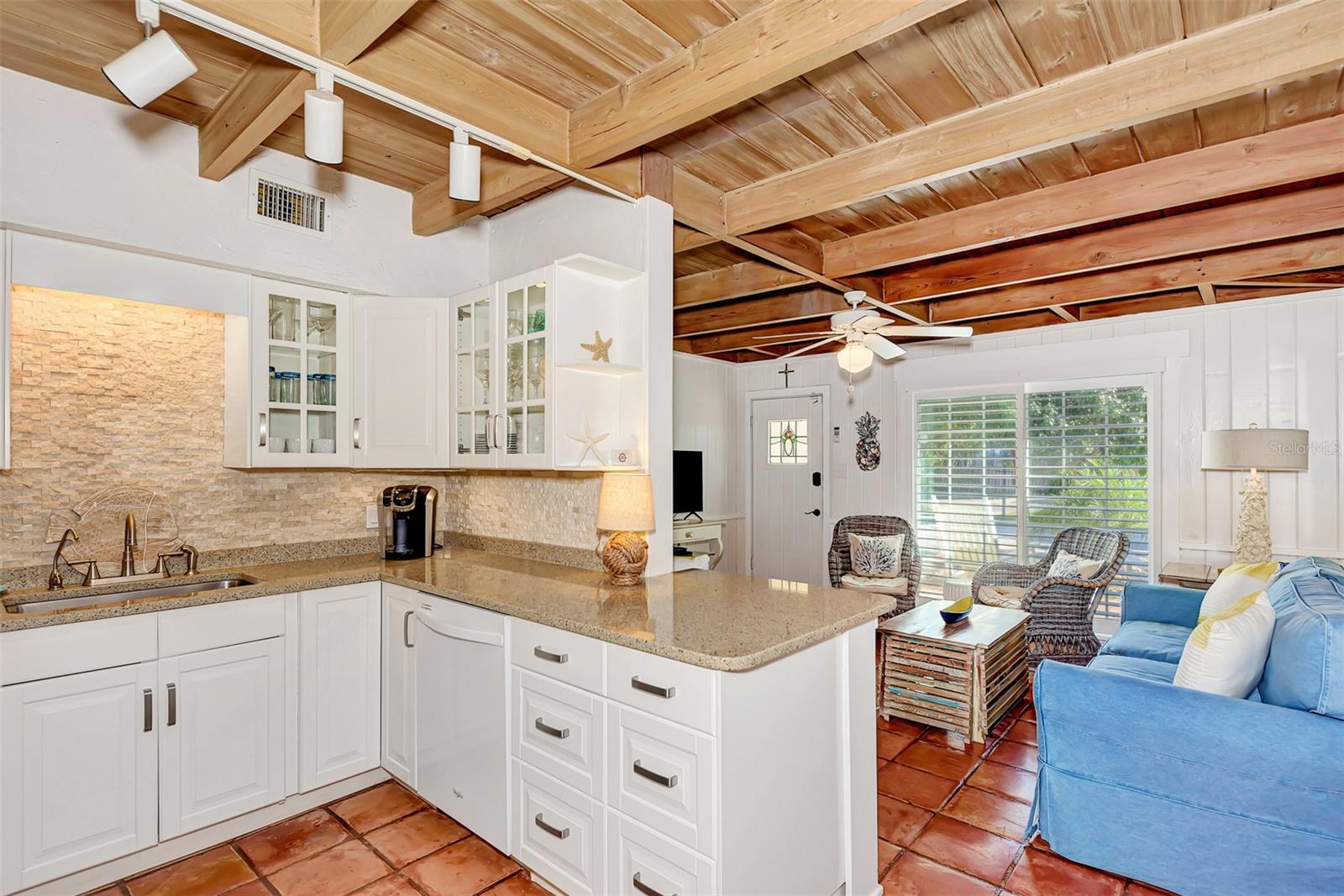 SARASOTA BEACH - Residential Lease