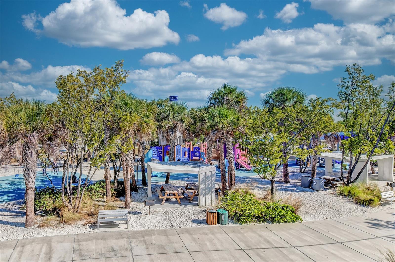 SARASOTA BEACH - Residential Lease