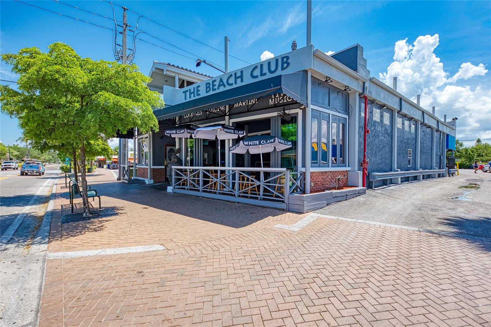 SARASOTA BEACH - Residential Lease