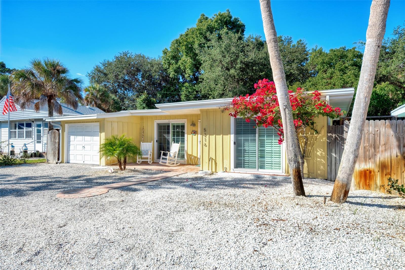 SARASOTA BEACH - Residential Lease