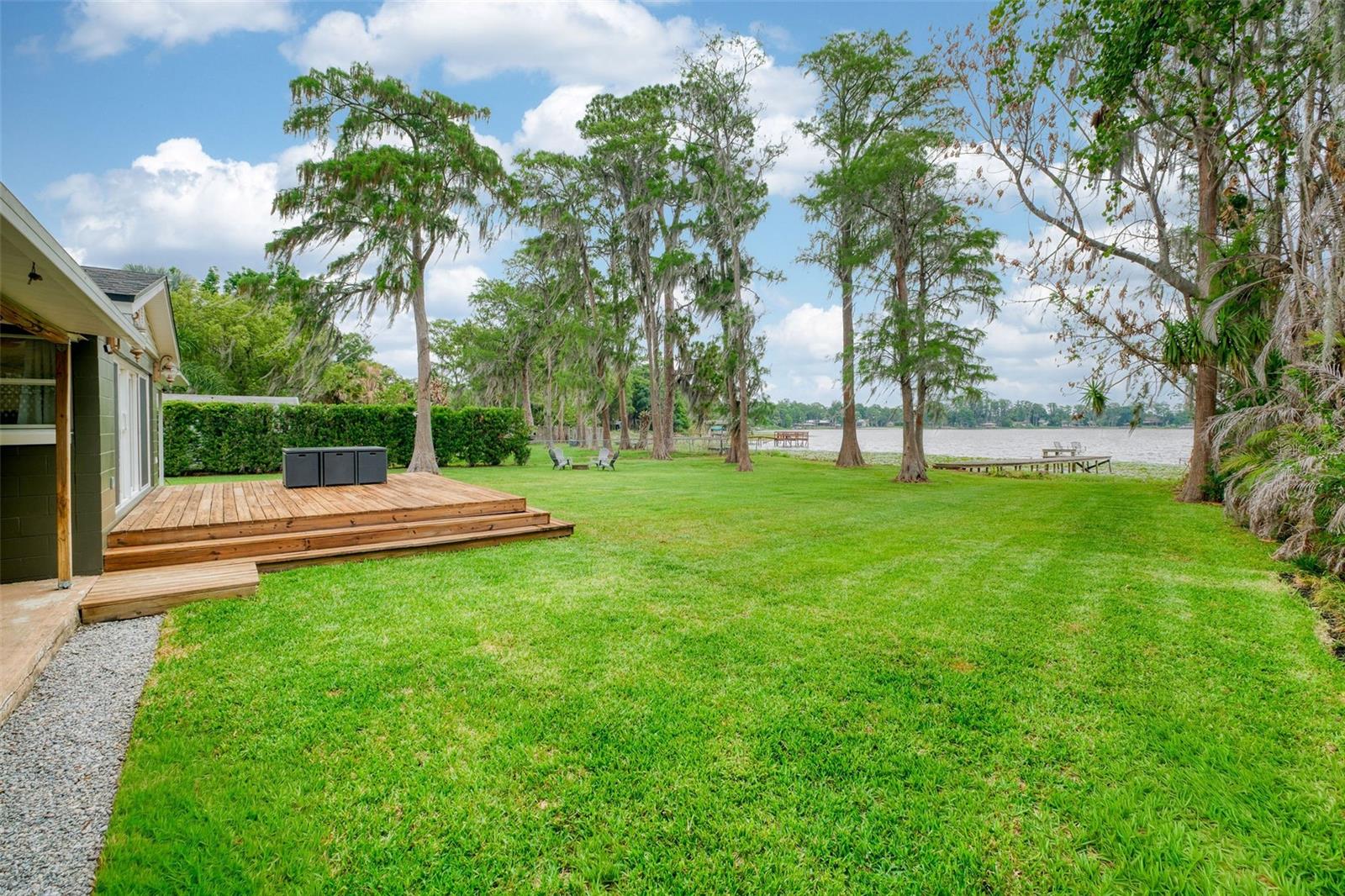 LAKE MARY SHORES - Residential
