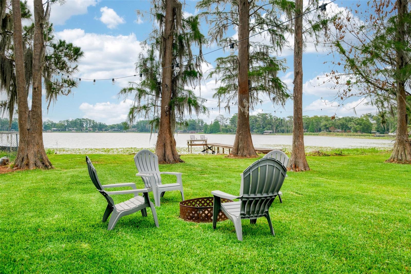 LAKE MARY SHORES - Residential