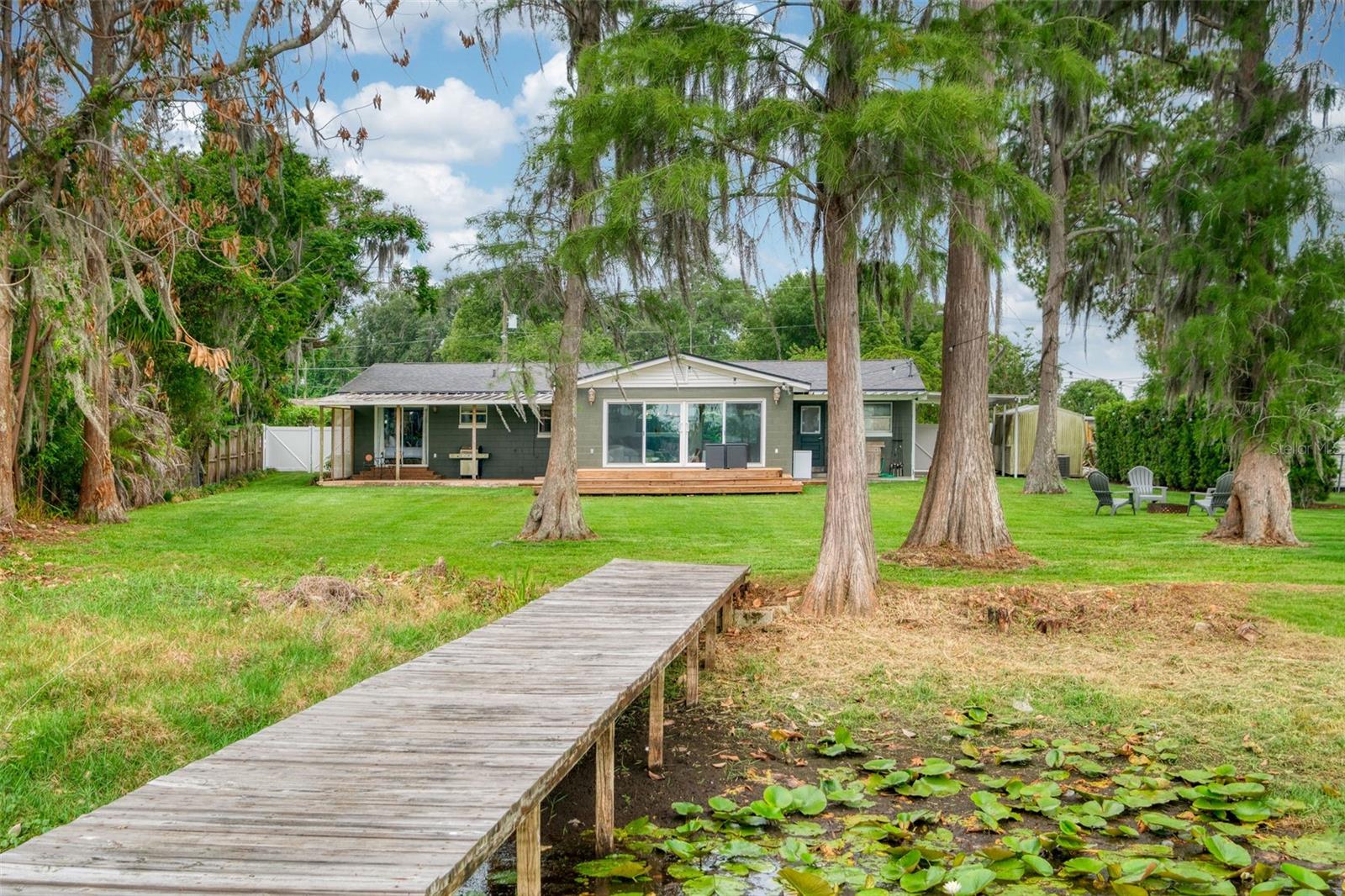 LAKE MARY SHORES - Residential