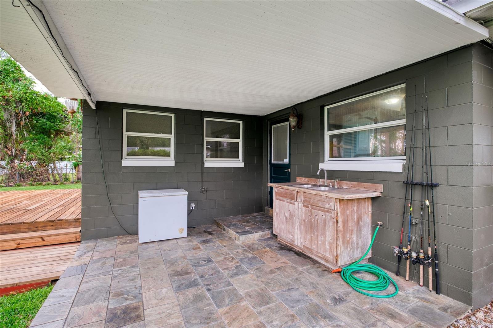 LAKE MARY SHORES - Residential