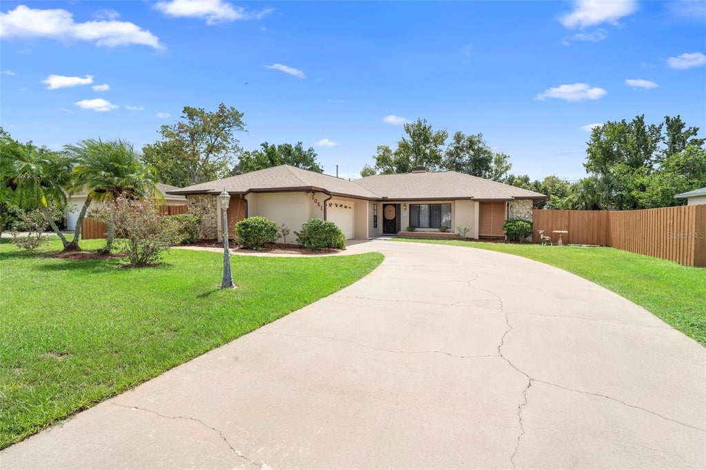 Photo of 1051 Matterhorn Street, Deltona, FL 32725 (MLS # O6443997)