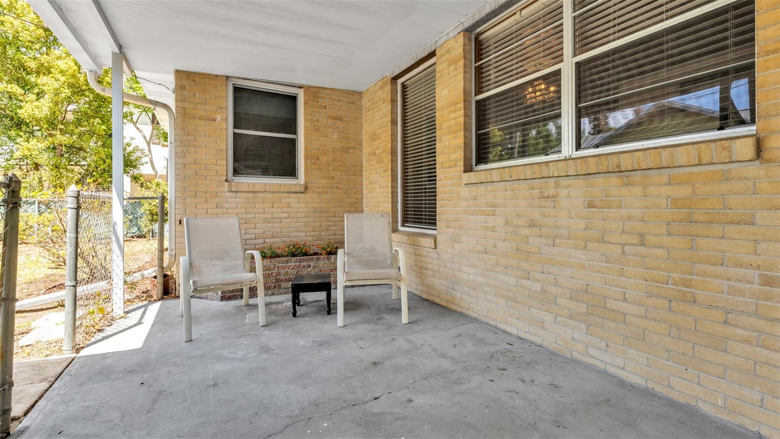 KLOOS ALMA FIRST ADD - Residential