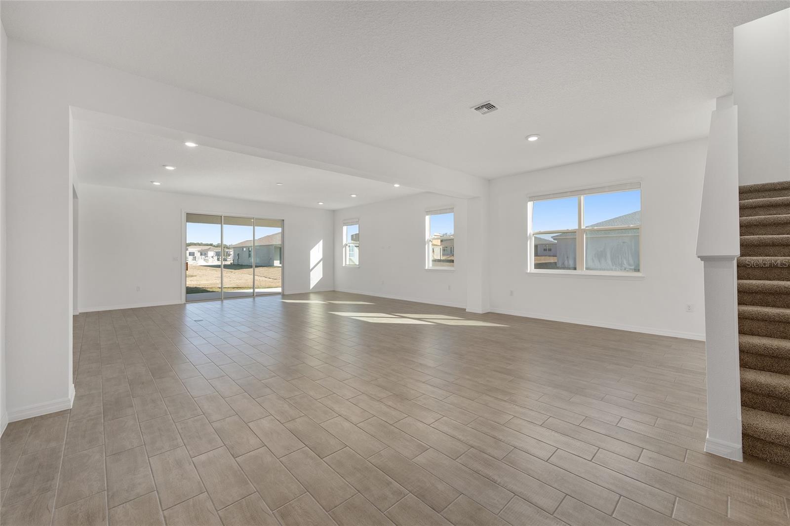 CALESA TOWNSHIP - Residential