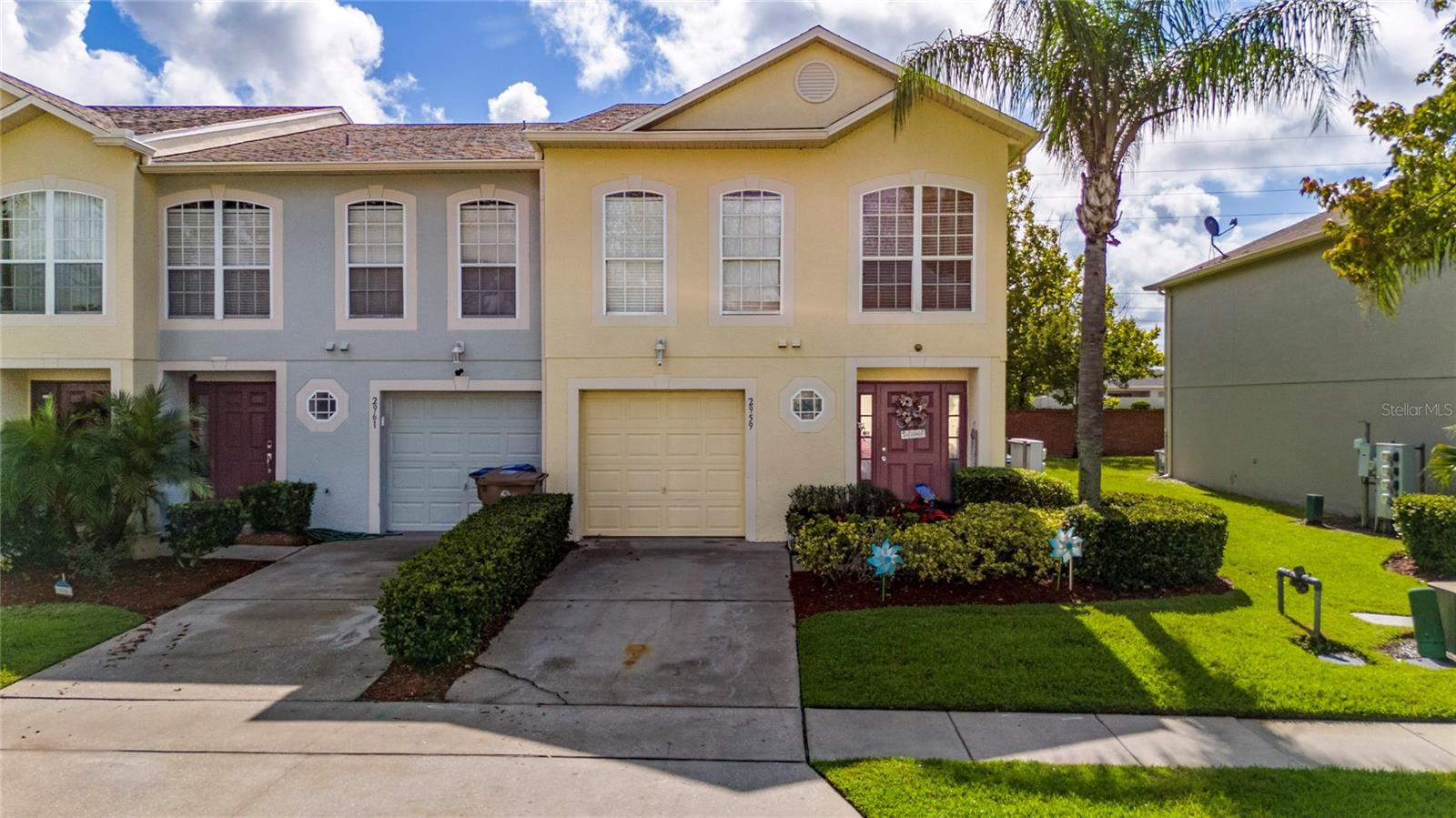 Motivated Seller! Charming end-unit townhouse with 3 bedrooms and 2.5 bathrooms located in the desirable Eagle Bay community in Kissimmee. The first floor offers a spacious family room, perfect for gatherings and entertaining. Upstairs, you will find a versatile loft area ideal for a home office, media room, or playroom, along with three generous bedrooms and two full bathrooms.
Prime location just minutes from Orlando International Airport, The Loop shopping center, hospitals, grocery stores, and only a short drive to Lake Nona’s Medical City.
The Homeowners Association covers all exterior maintenance, giving you more convenience and peace of mind. Community amenities include a pool, playground, half basketball court, and sand volleyball court.