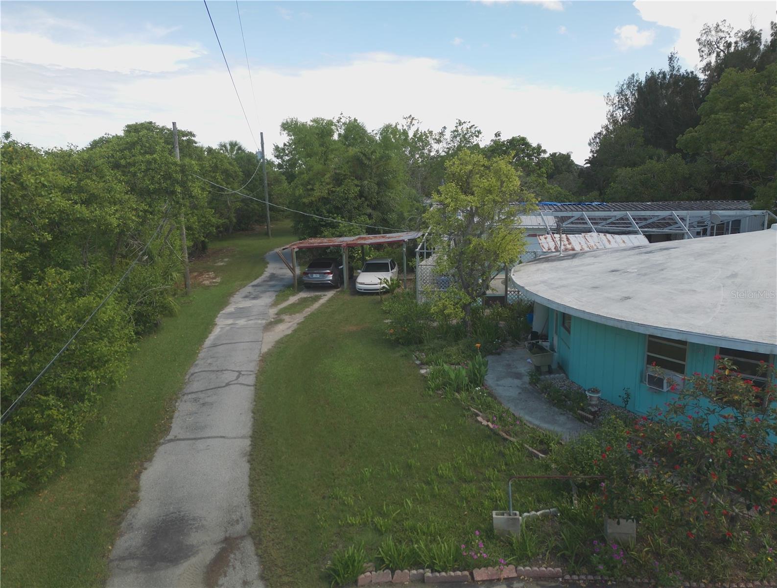 1603, 1605,1608,1611 W SHELL POINT ROAD