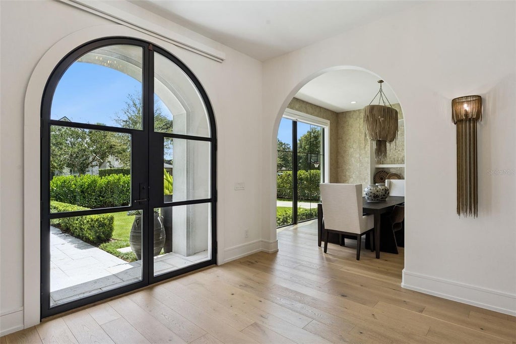 Photo of 1631 Hillcrest Avenue, Winter Park, FL 32789 (MLS # O6443872)