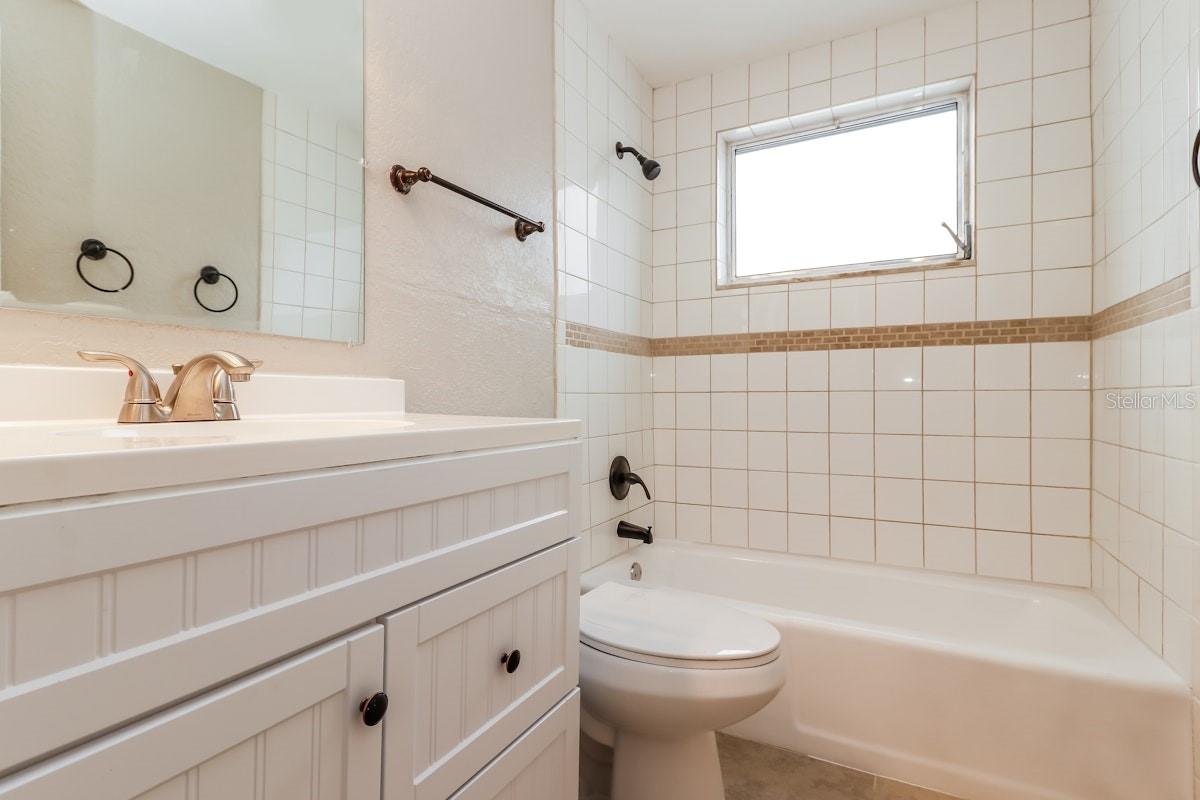 JERIVERNE PLAZA - Residential Lease