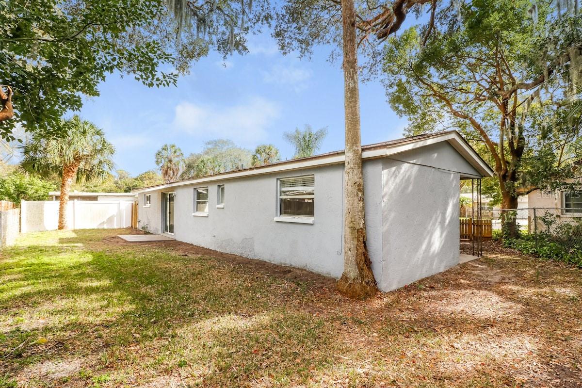 JERIVERNE PLAZA - Residential Lease