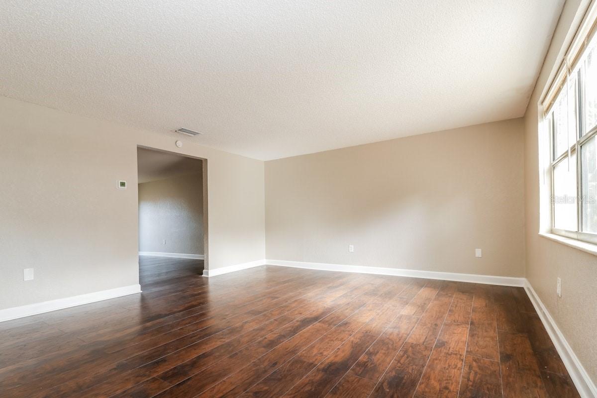 JERIVERNE PLAZA - Residential Lease