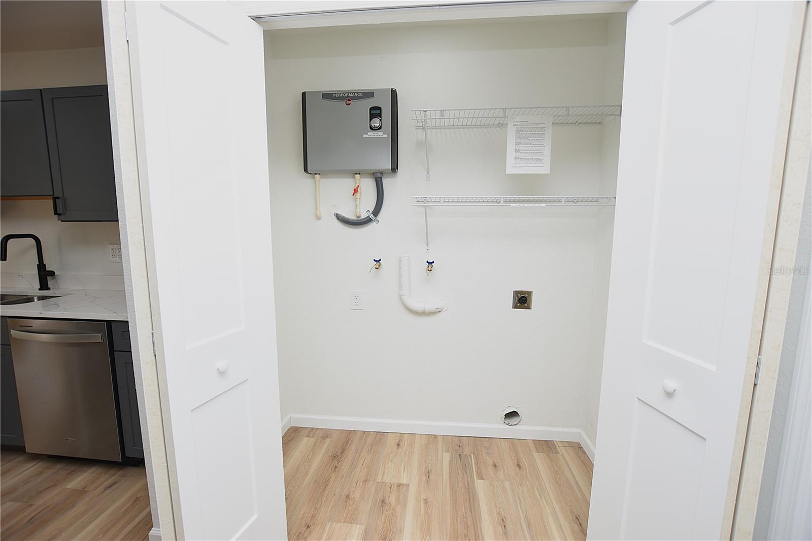 BILTMORE SHORES - Residential Lease