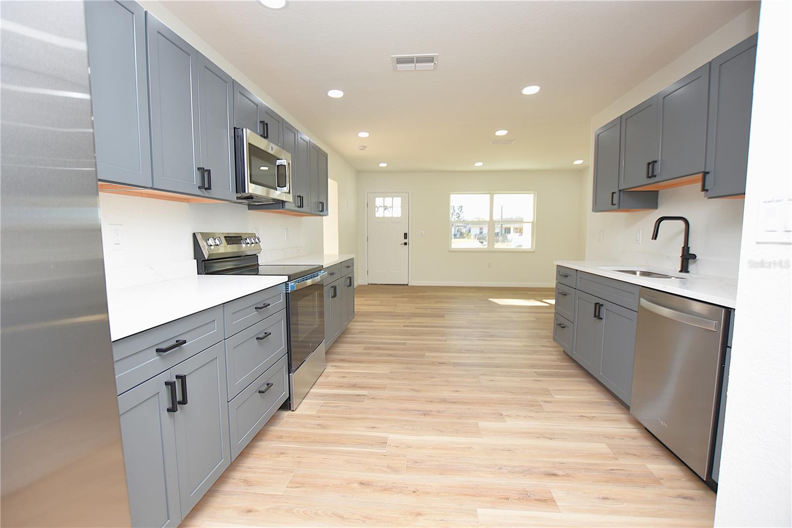 BILTMORE SHORES - Residential Lease