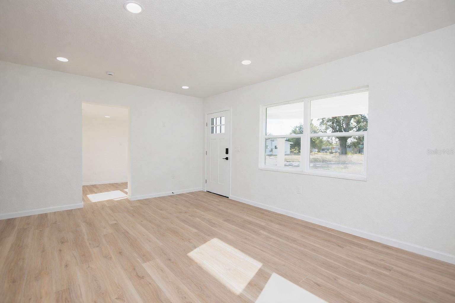 BILTMORE SHORES - Residential Lease