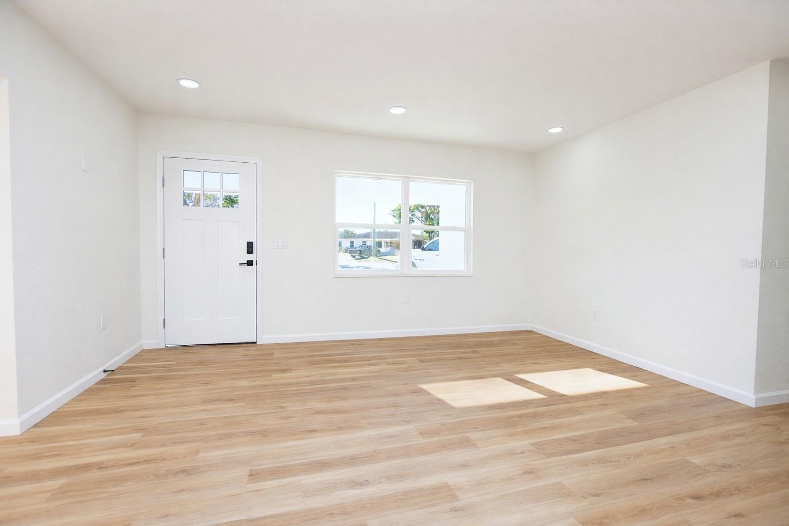 BILTMORE SHORES - Residential Lease