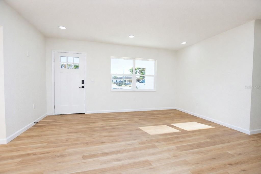 Photo of 2919 Hickory Street NW, Winter Haven, FL 33881 (MLS # L4958707)