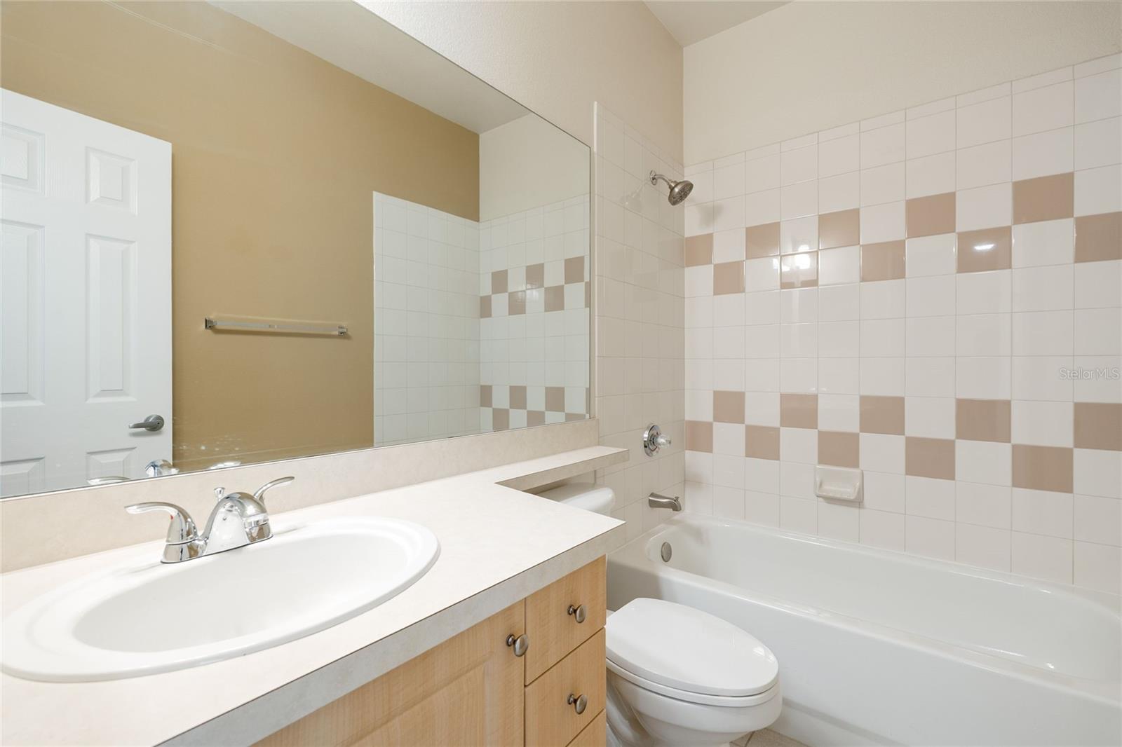 CAROLINA LANDINGS - Residential