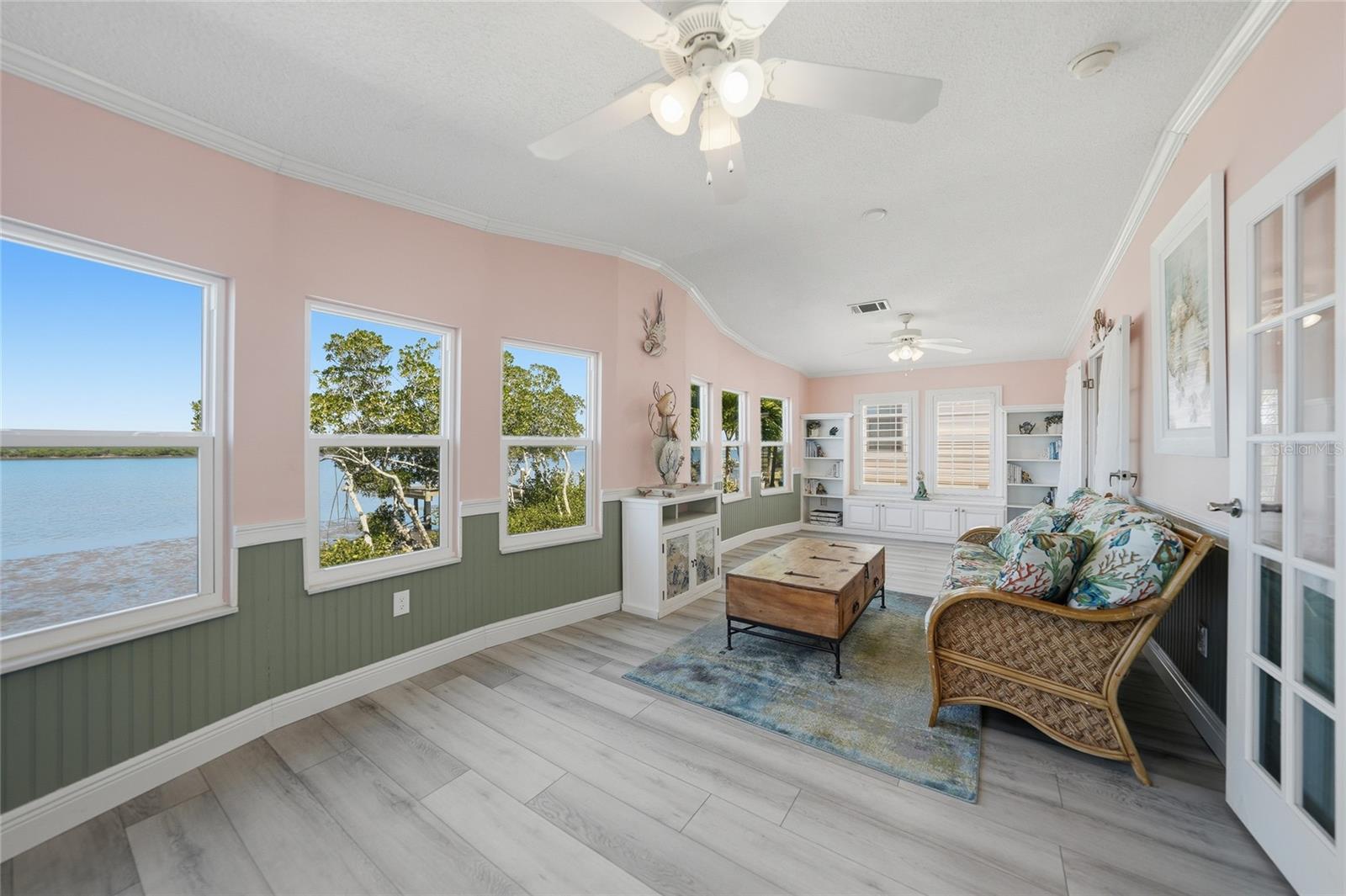 RIVER FOREST MHP - Residential