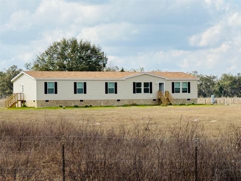 Photo of 11822 153rd Road, Live Oak, FL 32060 (MLS # W7882850)