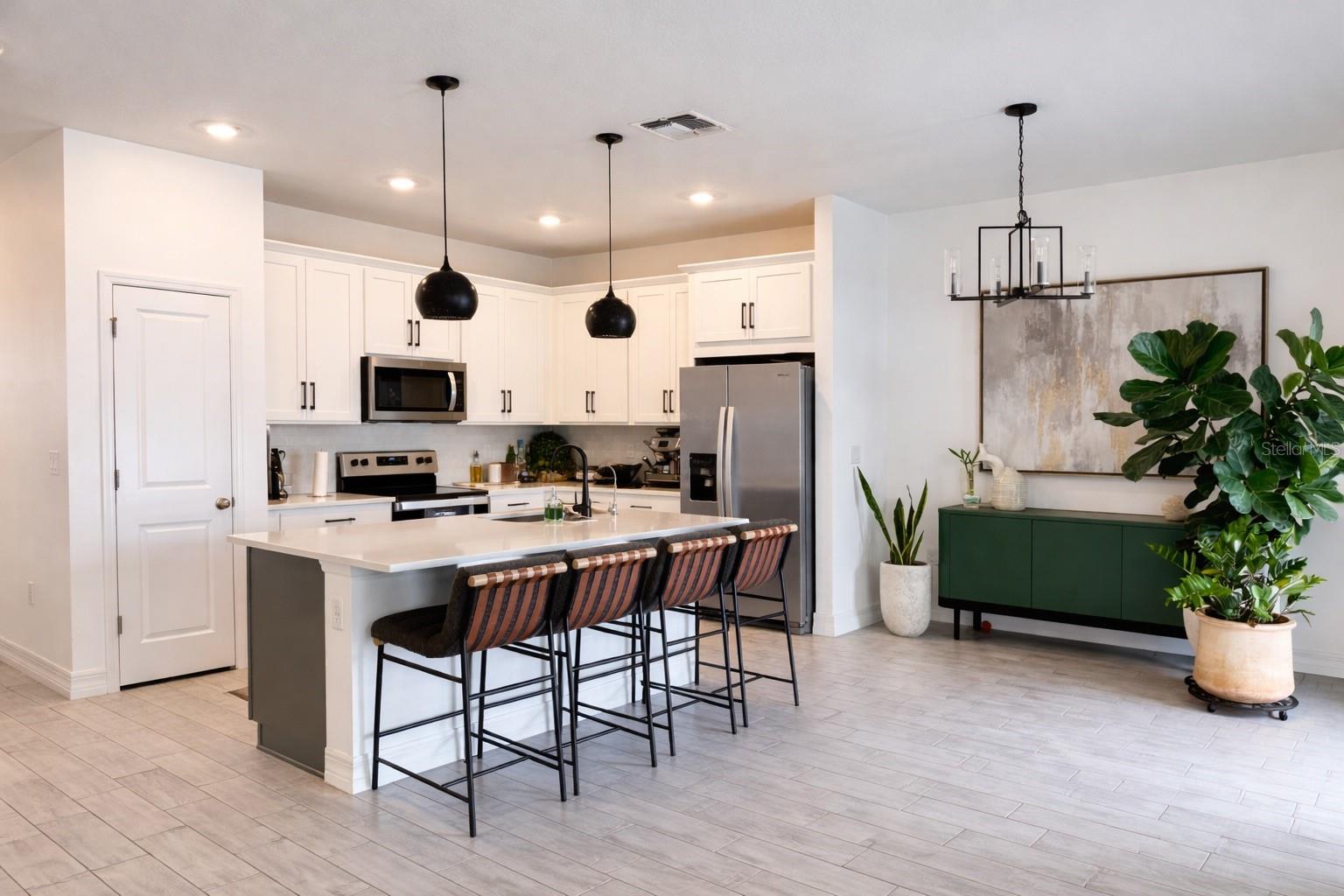 PRAIRIE OAKS - Residential