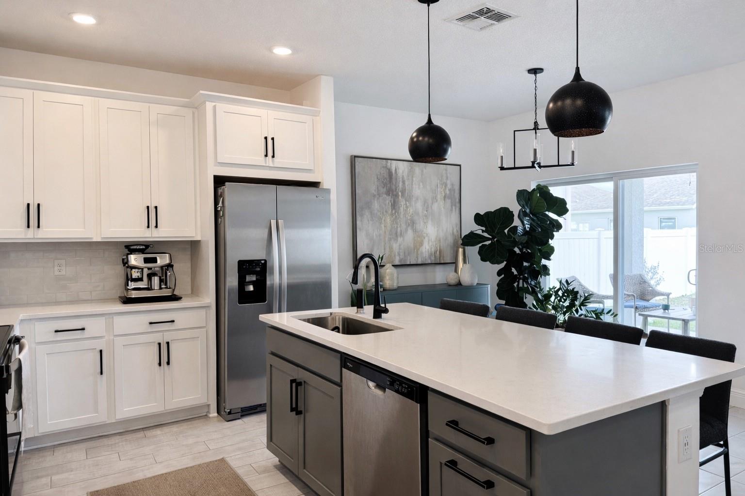 PRAIRIE OAKS - Residential