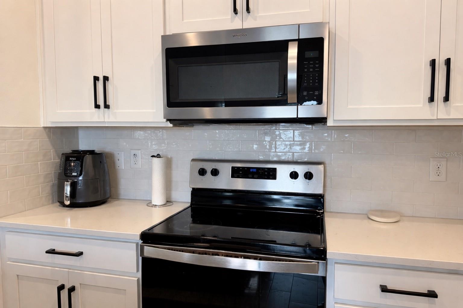 PRAIRIE OAKS - Residential