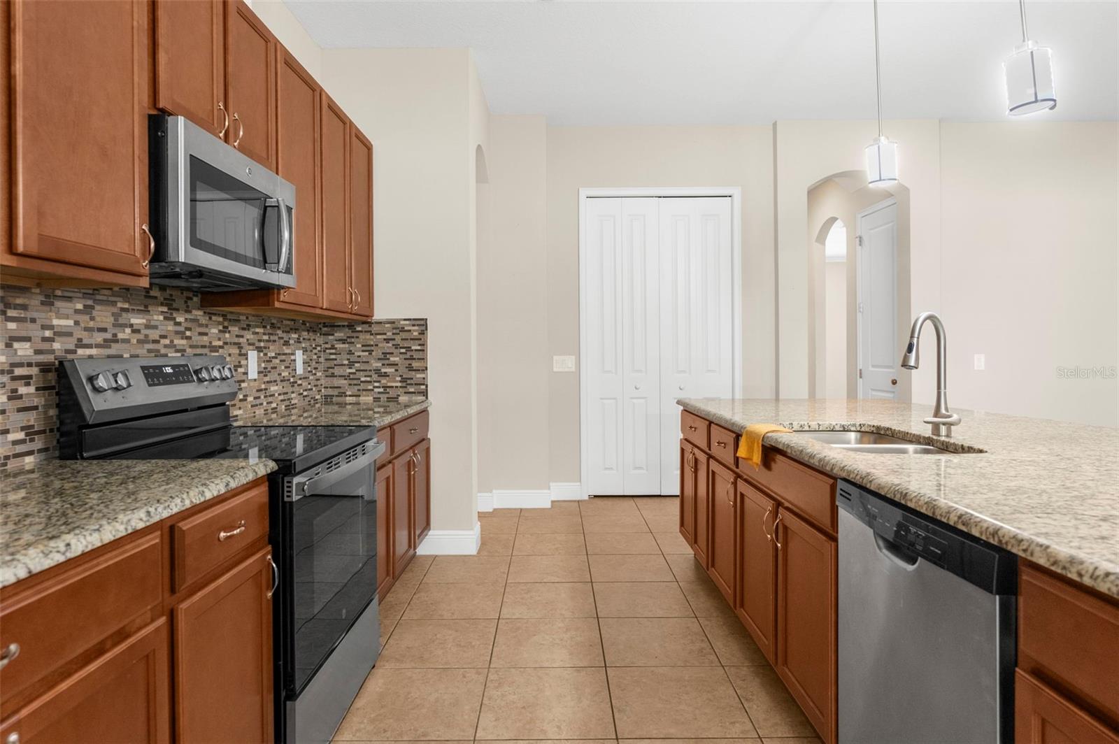 VILLAGES AT AVALON PH 2A - Residential