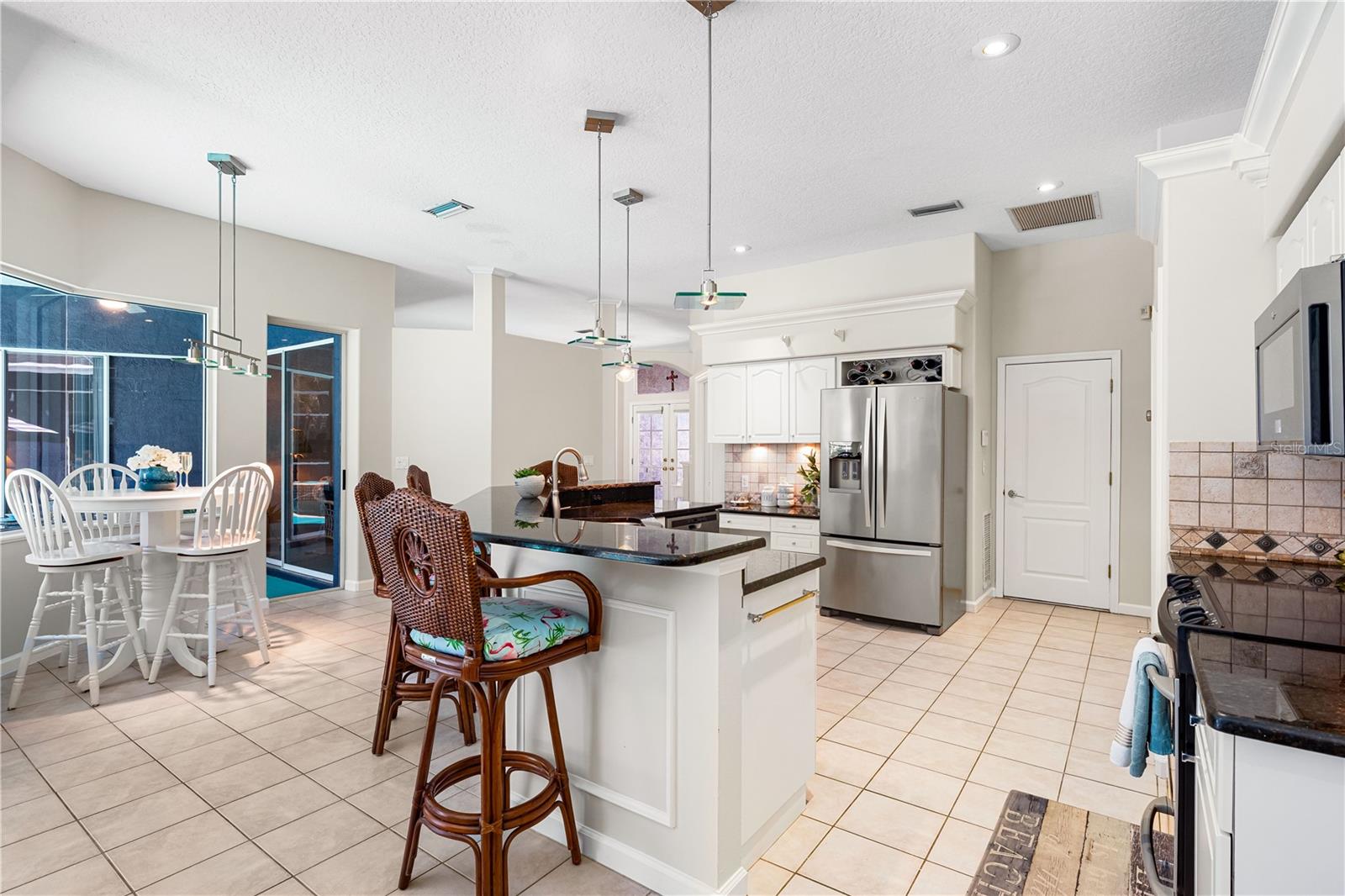 BAY OAKS ESTATES UNIT 1 - Residential